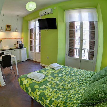 Apartamentos Gold Málaga Kültér fotó