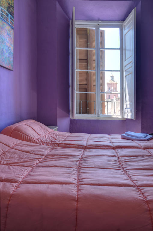 Apartamentos Gold Málaga Szoba fotó
